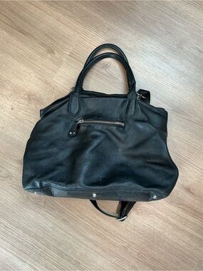Roots Classic Black Leather Tote Handbag